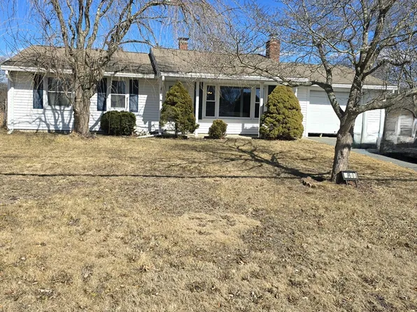 960 Court St, Brockton, MA 02302