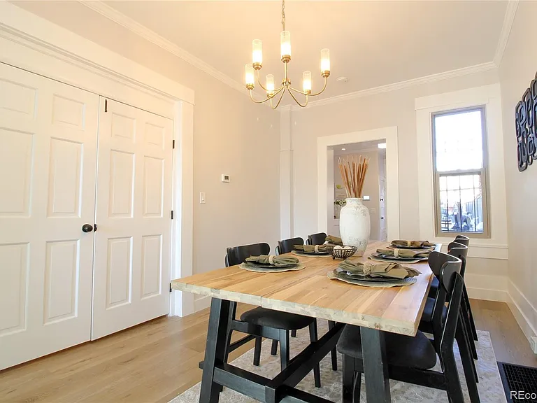 1544 N Downing St — Photo 3