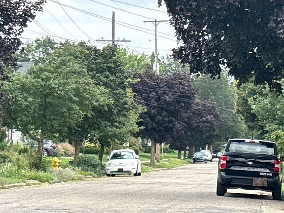 5th image of 620 Deming St SE