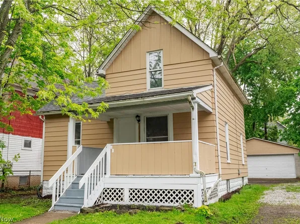 904 Work Dr, Akron, OH 44320