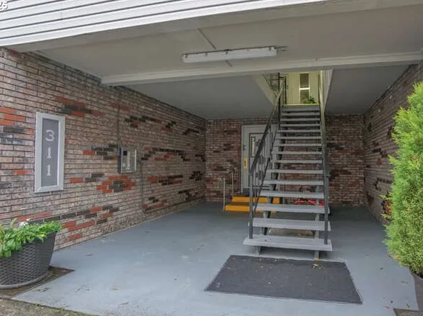 311 NE 85th St Unit X, Vancouver, WA 98665