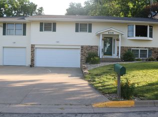505 E Calhoun St, Cuba City, WI 53807