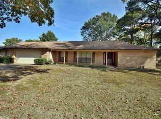 4 Pin Oak Dr, Conway, AR 72034