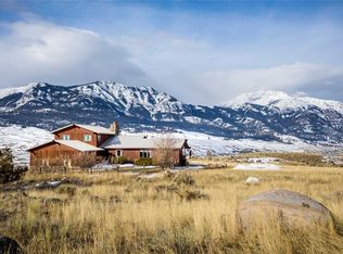 8 Above The Rst, Gardiner, MT 59030