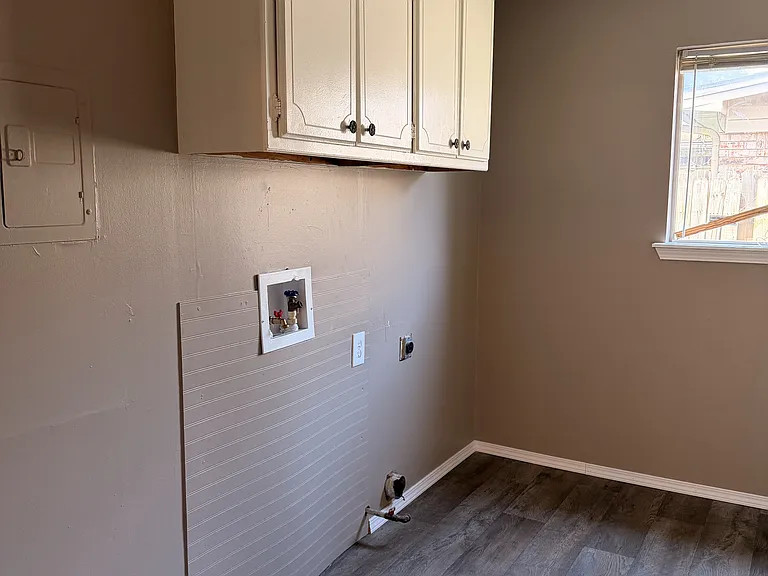 12134 E 21st Ct — Photo 5