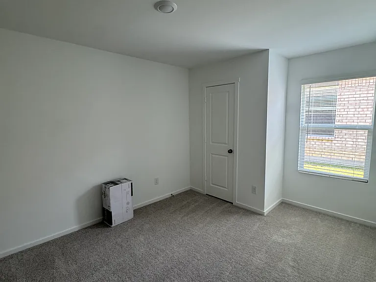 2540 Guineas Ln — Photo 7