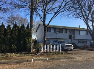 1550 N Maple St, Canby, OR 97013