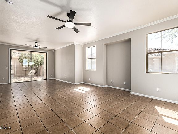3rd image of 13669 W CYPRESS Street