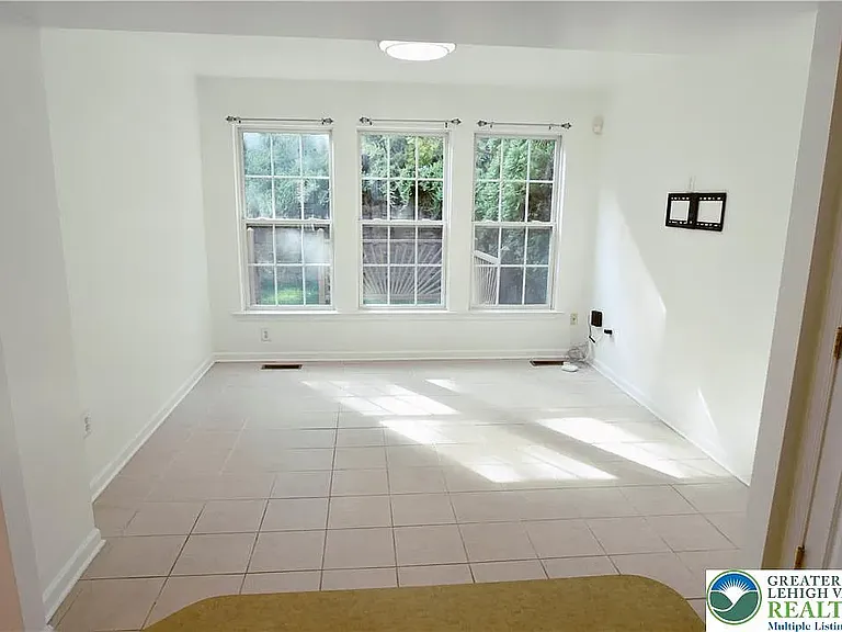 136 Knollwood Dr — Photo 19
