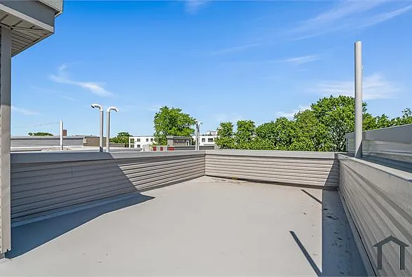 2 bed, 800 sqft, $1,575 — Photo 1