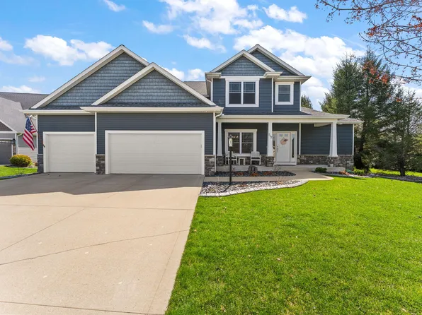 112 Lavender Ct, New Carlisle, IN 46552