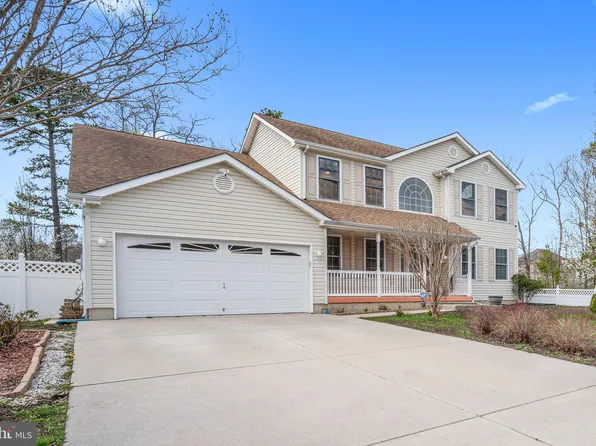 451 Damson Ave, Galloway, NJ 08205