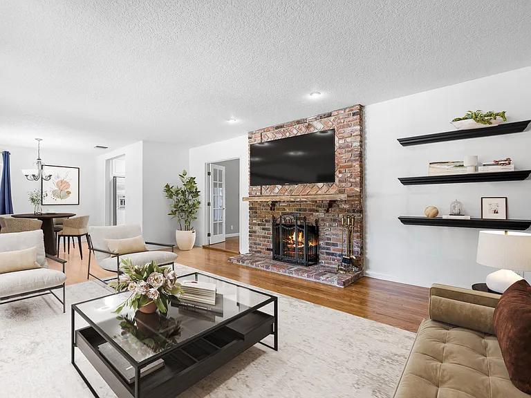 9141 Wheatland Ave — Photo 4
