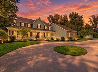 4212 Oviatt Rd, Richfield, OH 44286