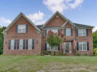 1310 Dobson Dr, Cornelius, NC 28173