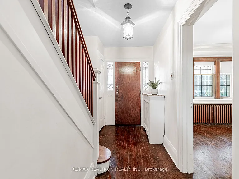 149 Eastbourne Ave — Photo 3