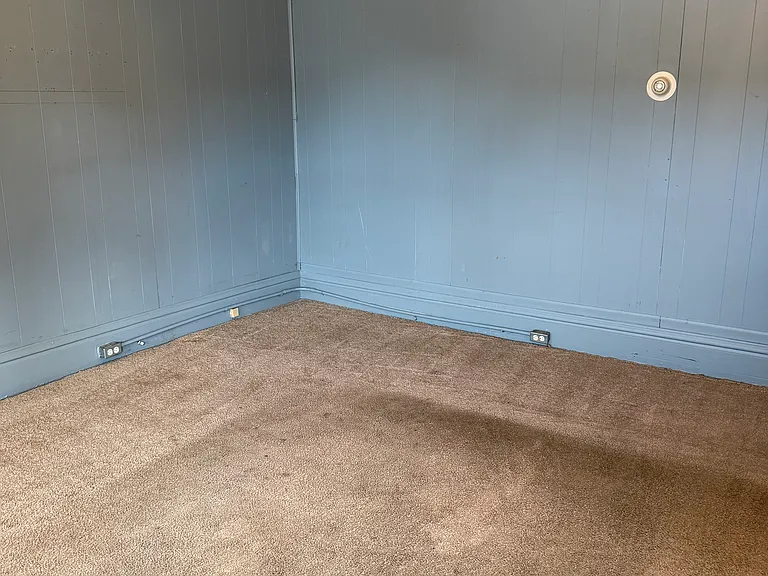 108 Hickory St — Photo 9