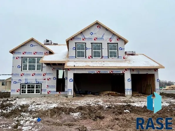 617 Hillside St, Harrisburg, SD 57032