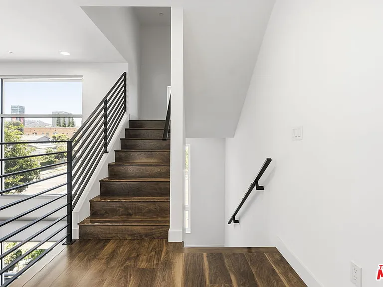 6021 W Beachwood Ln — Photo 21