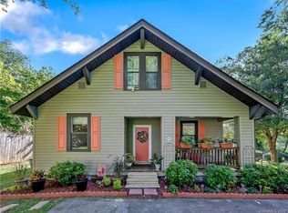 308 Garren Ln, East Flat Rock, NC 28726