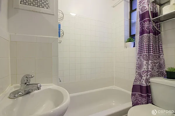 Rented by Oxford Property Group | media 34