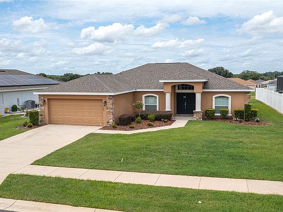 2nd image of 3742 Fieldstone Cir
