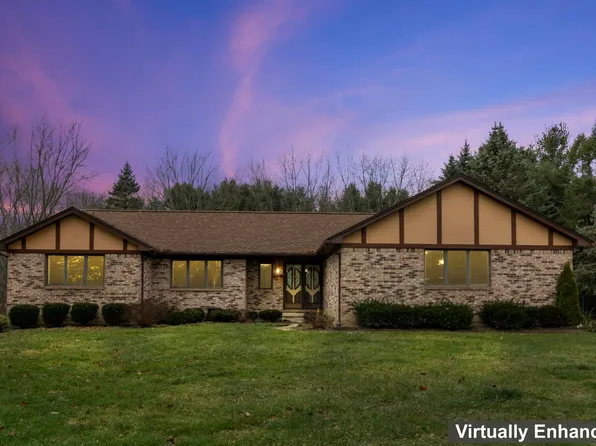 5771 Emmett Rd, Emmett, MI 48022
