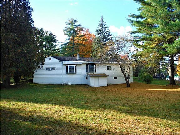 2nd image of 150 Woodgate Dr