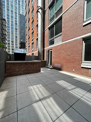 Rented by The Dermot Realty Management Company | media 9