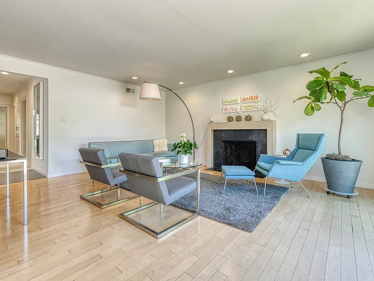 1704 San Anselmo Ave — Photo 5