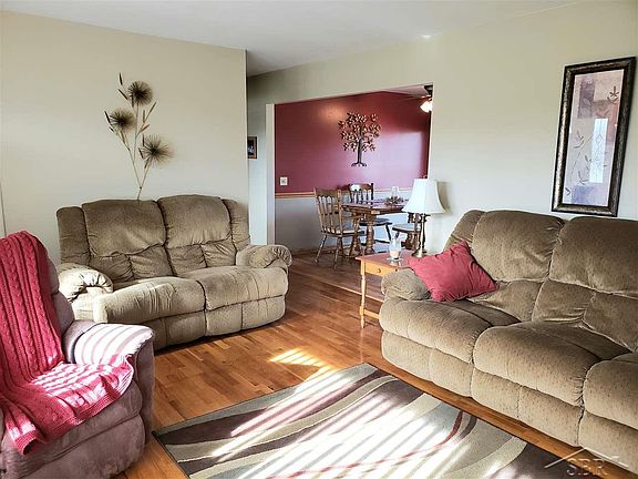 4th image of 2330 Starlite Dr