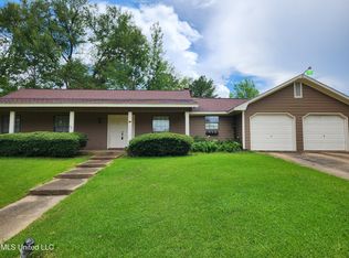 102 Dogwood Hl, Florence, MS 39073