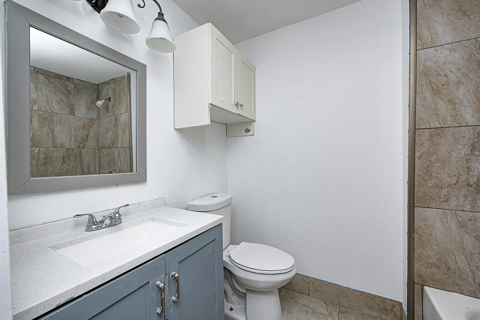 4 bed, 1320 sqft, $1,450 — Photo 2