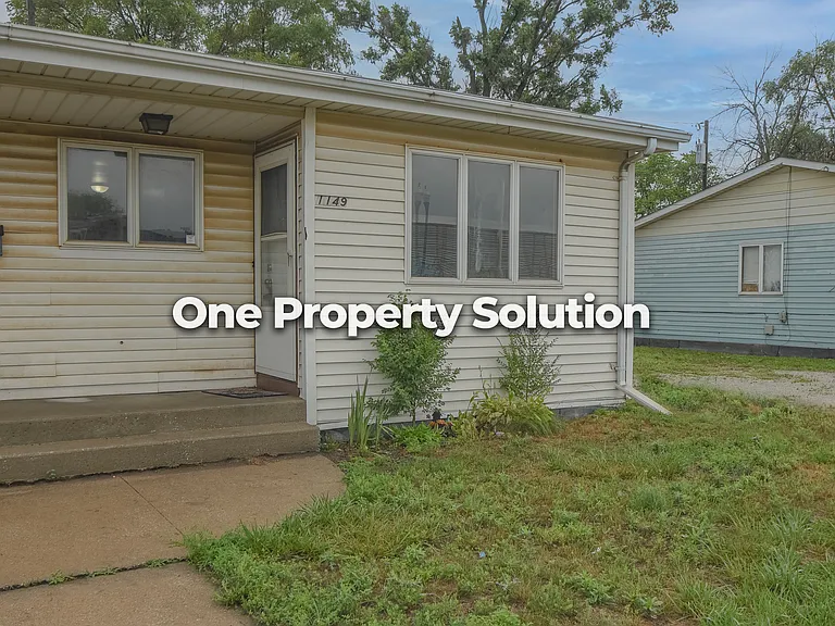 1149 E Logan St — Photo 3