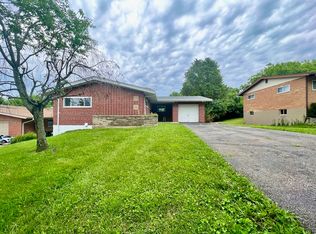 318 Anderson Ferry Rd, Cincinnati, OH 45238