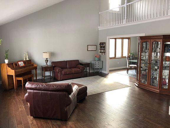 2nd image of 17164 Winding Creek Dr