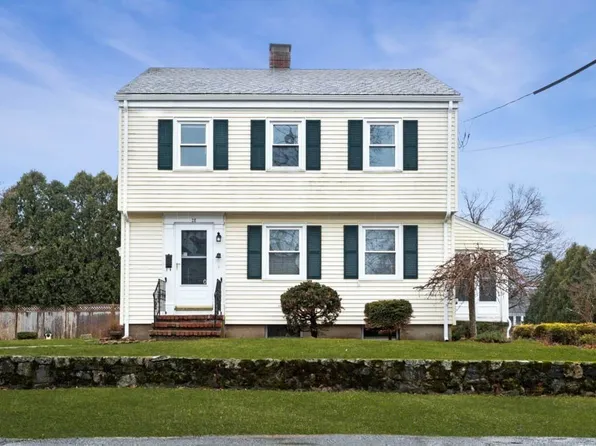 28 Roosevelt Ave, Marblehead, MA 01945