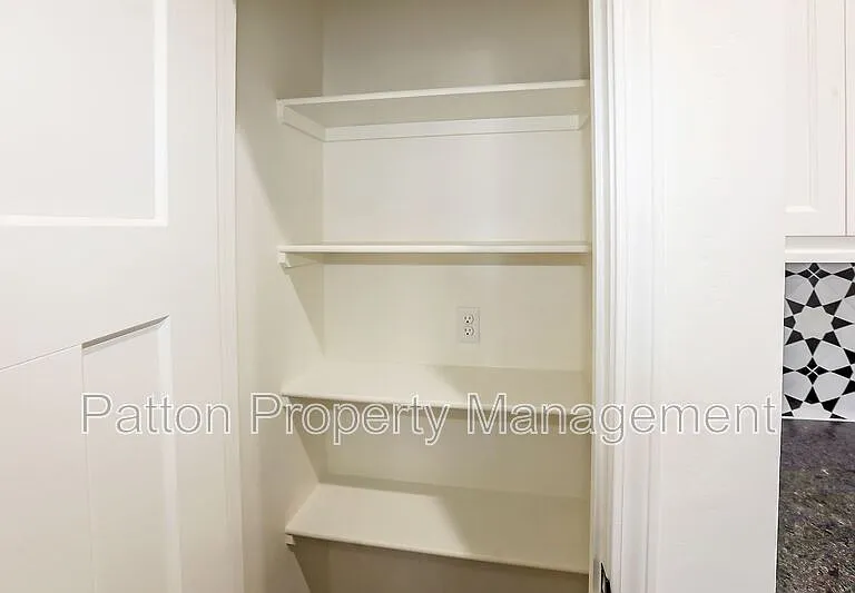 13771 Periwinkle Dr #B — Photo 18