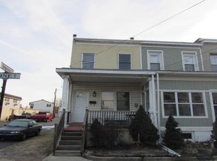 847 Pine St, Bristol, PA 19007