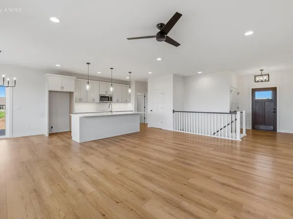 801 S 5th STREET, Cedar Grove, WI 53013