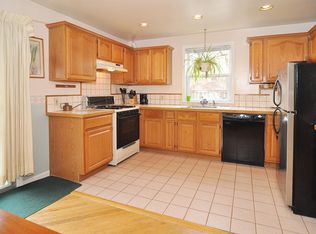 102 Woodland Rd, Bloomfield, NJ 07003