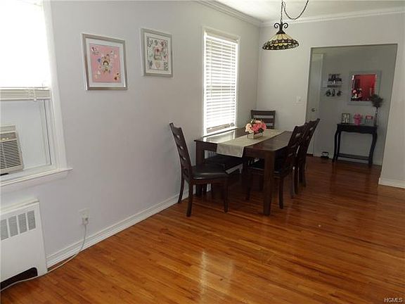 4th image of 5 Fieldstone Dr APT 101