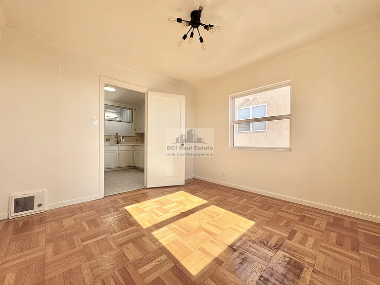 1784 39th Ave #1784 — Photo 5