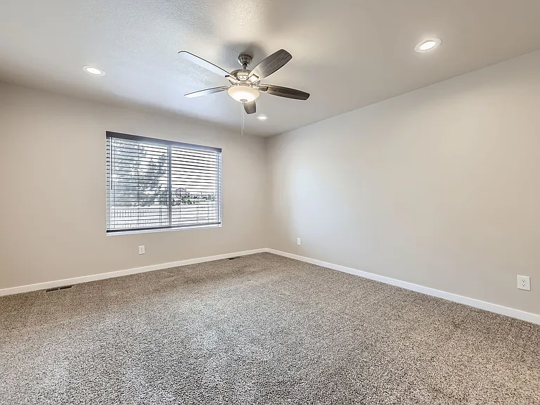11111 Paradise Ln — Photo 13