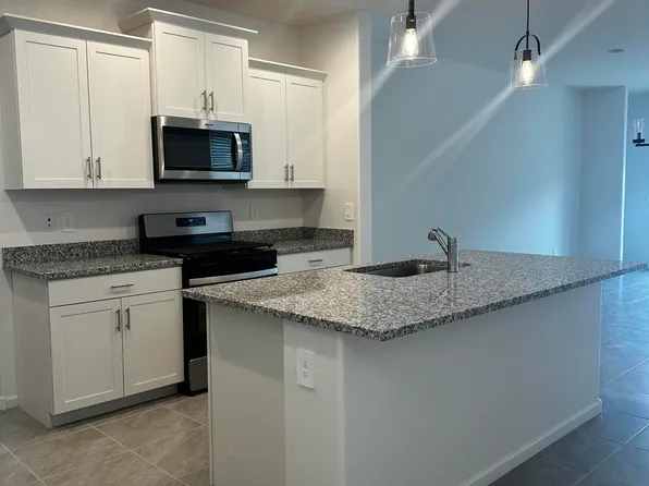 7858 W Sunstill St, Tucson, AZ 85743