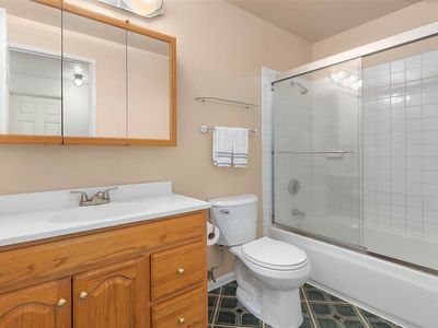 15 Maxdale Rd, Worcester, MA, 01602