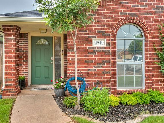 4th image of 4510 Oak Grove Ct