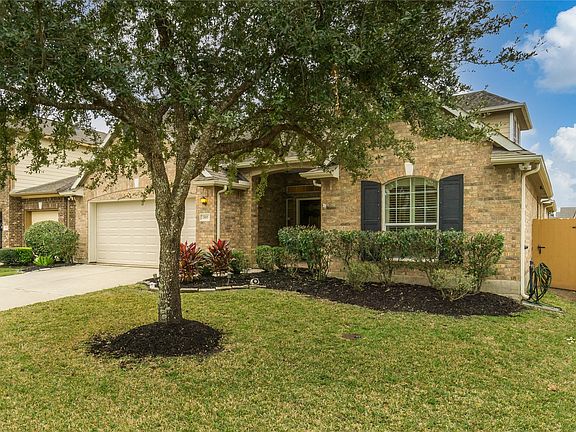 2nd image of 2885 Milano Ln