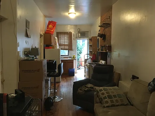 Rented by In Haus LLC | media 21