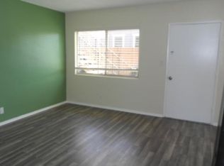 1070 Gardenia Ave APT 4, Long Beach, CA 90813